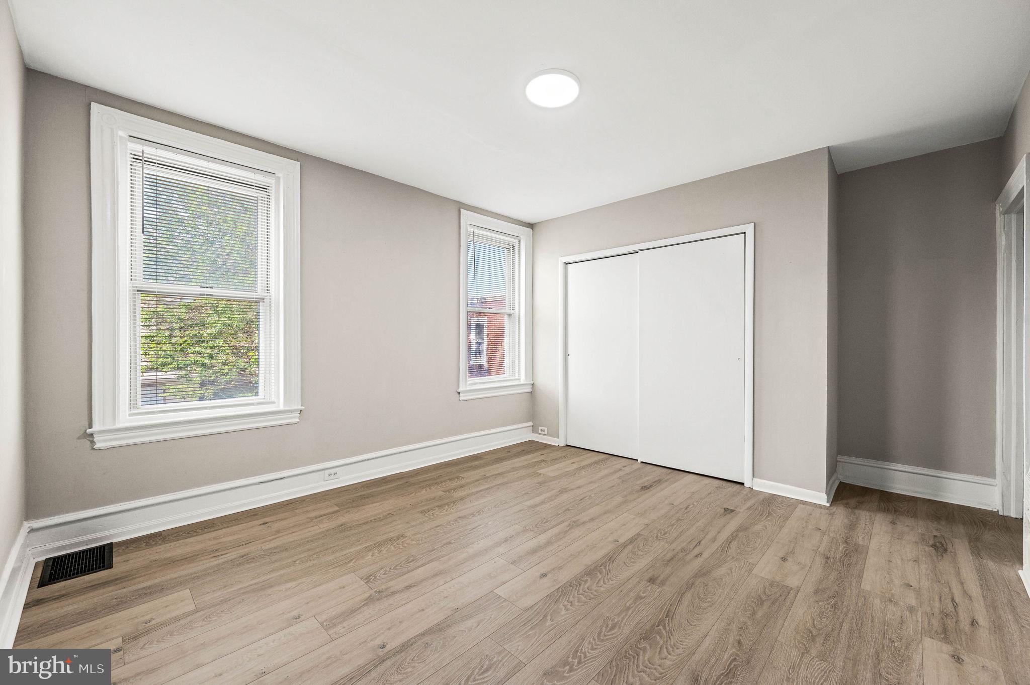 GARDEN COURT - Residential