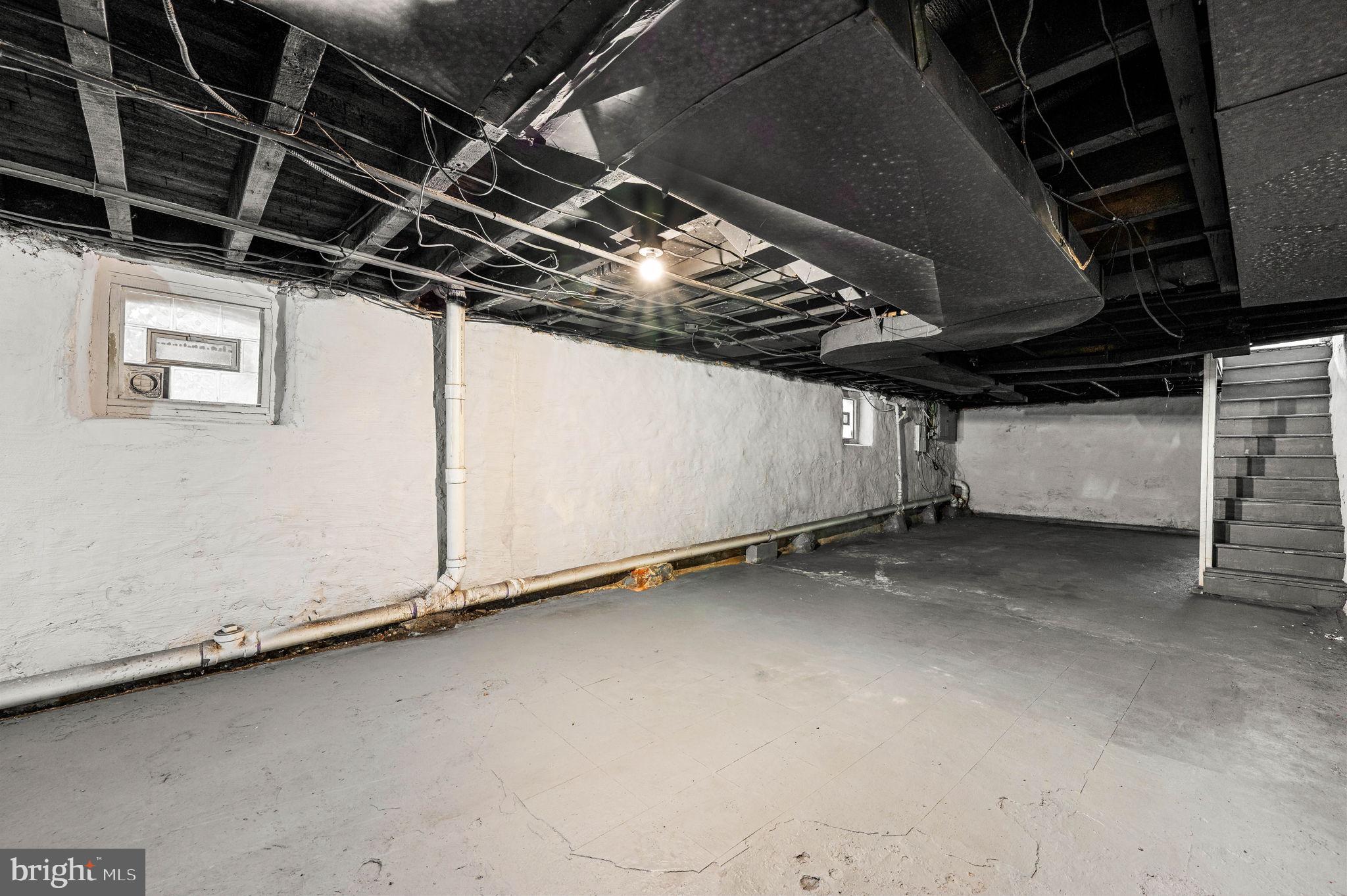 GARDEN COURT - Residential