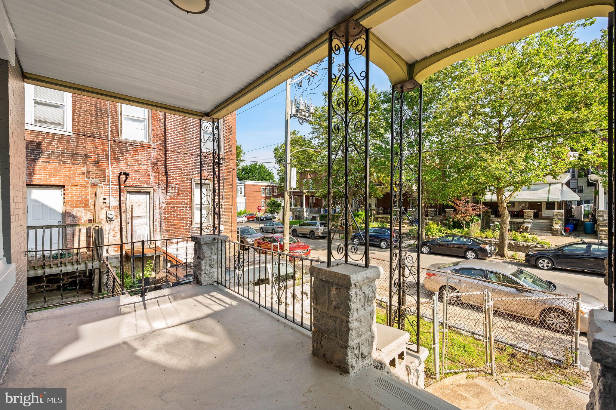 GARDEN COURT - Residential