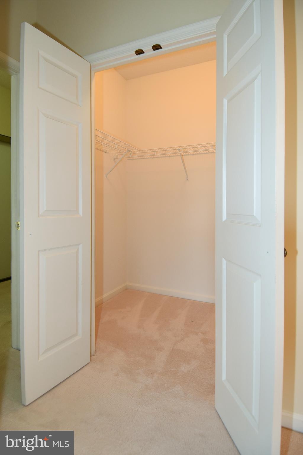 POTOMAC RIDGE AT LEISURE - Residential Lease