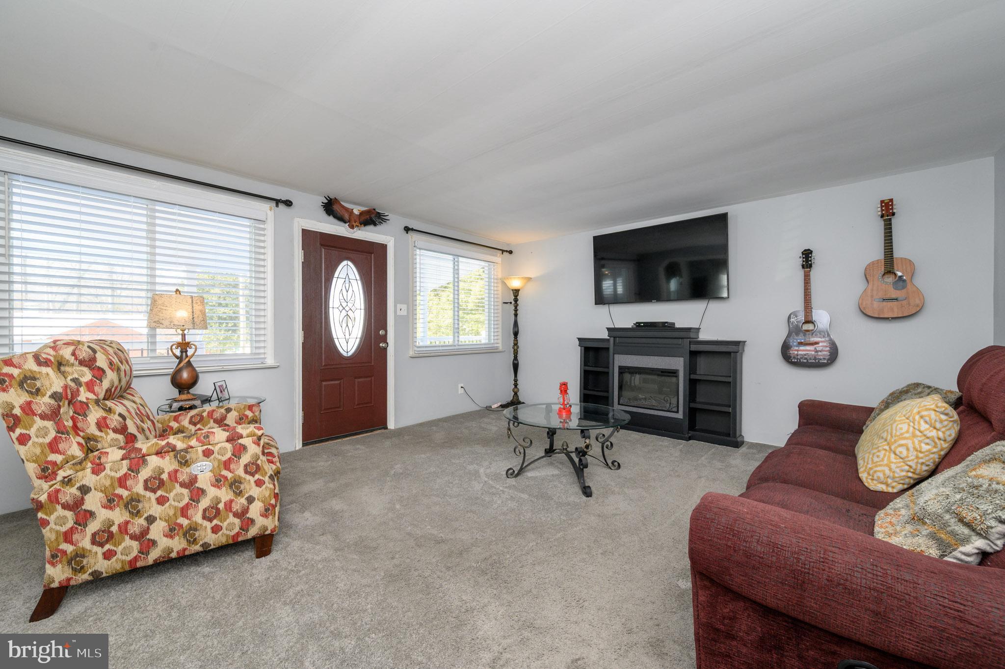 1326 HERBERT BOULEVARD