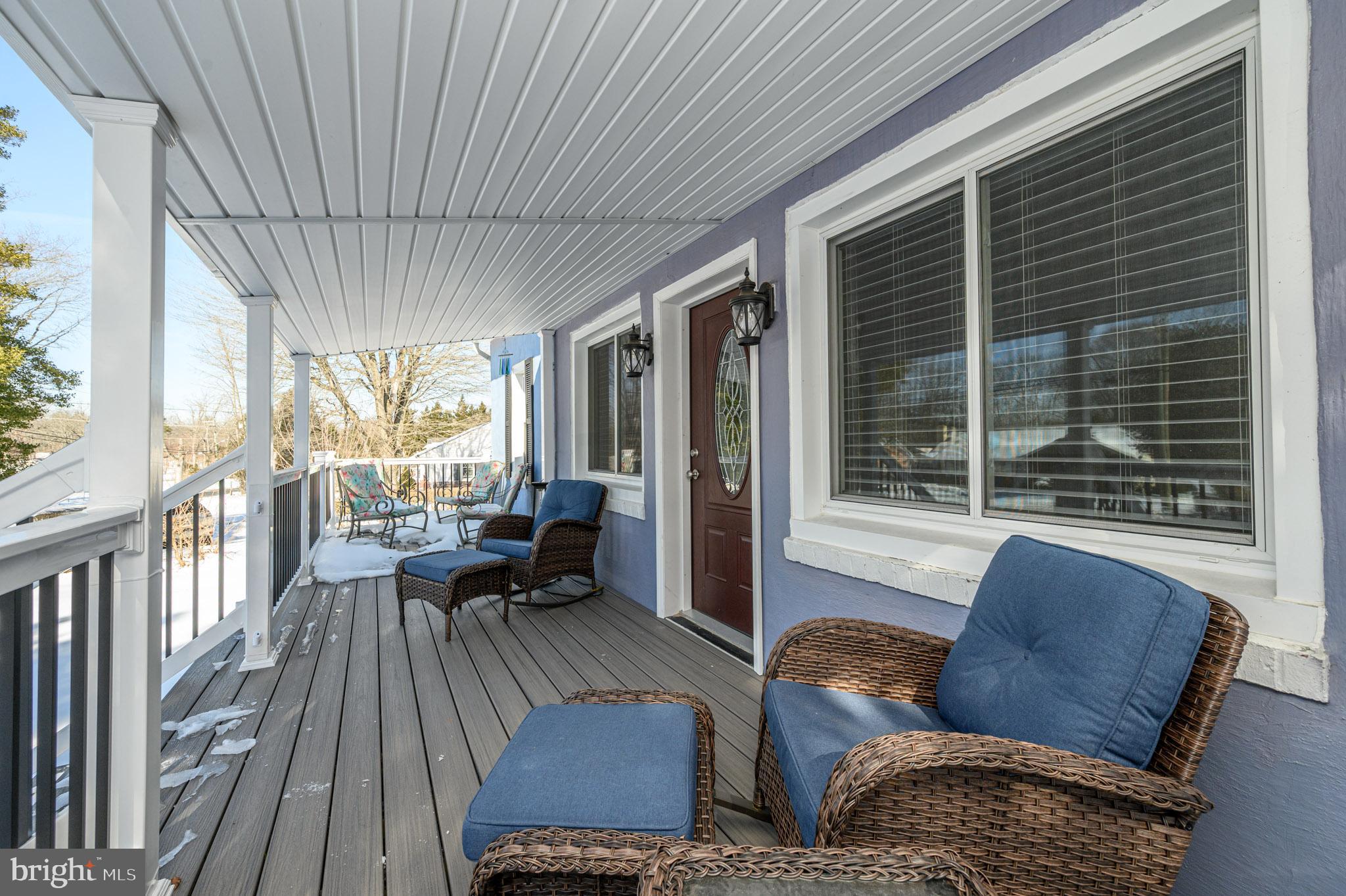 1326 HERBERT BOULEVARD