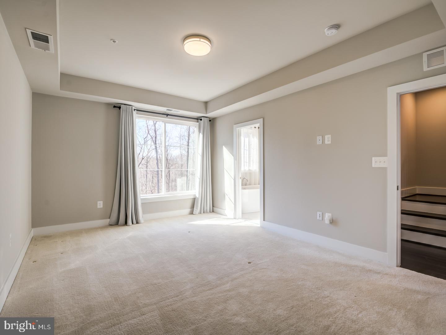 PRESERVE AT WESTFIELDS - Residential Lease