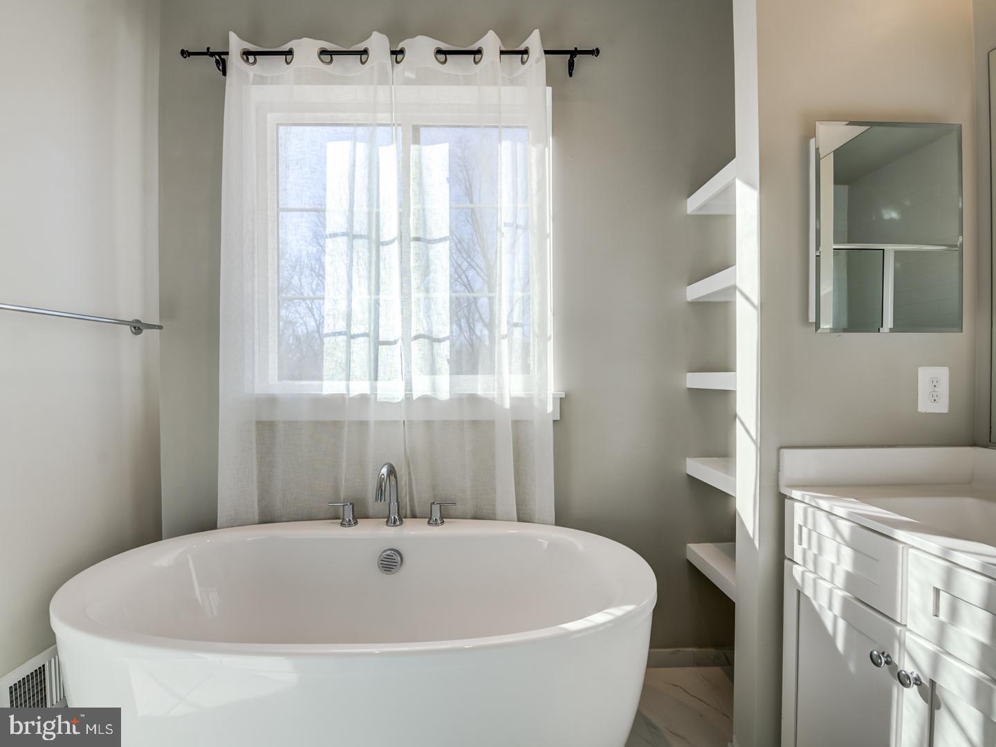 PRESERVE AT WESTFIELDS - Residential Lease