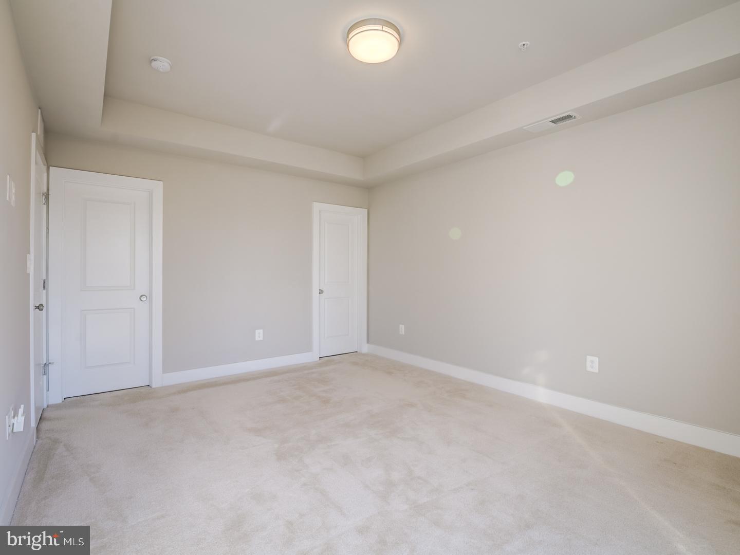 PRESERVE AT WESTFIELDS - Residential Lease