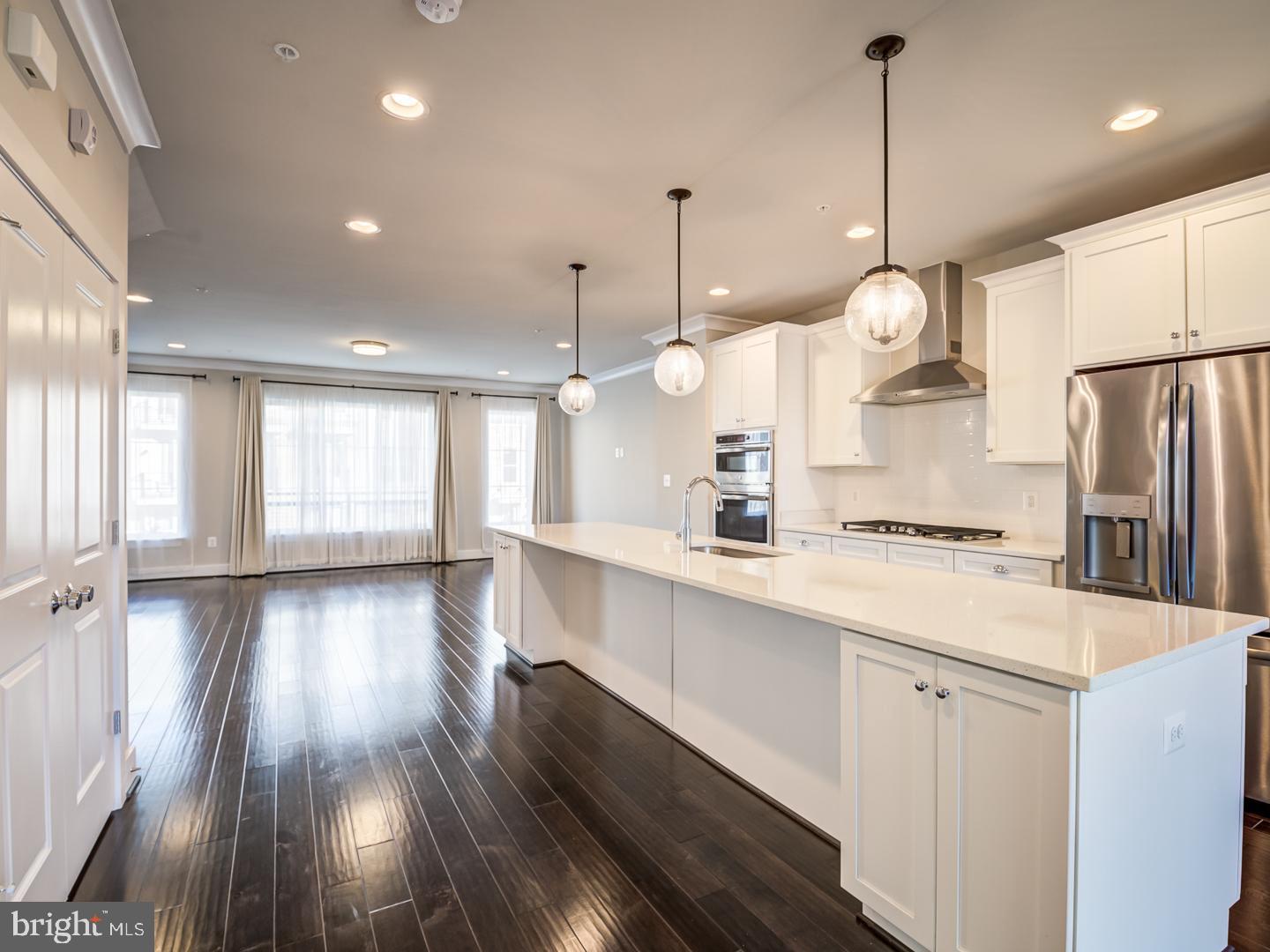 PRESERVE AT WESTFIELDS - Residential Lease