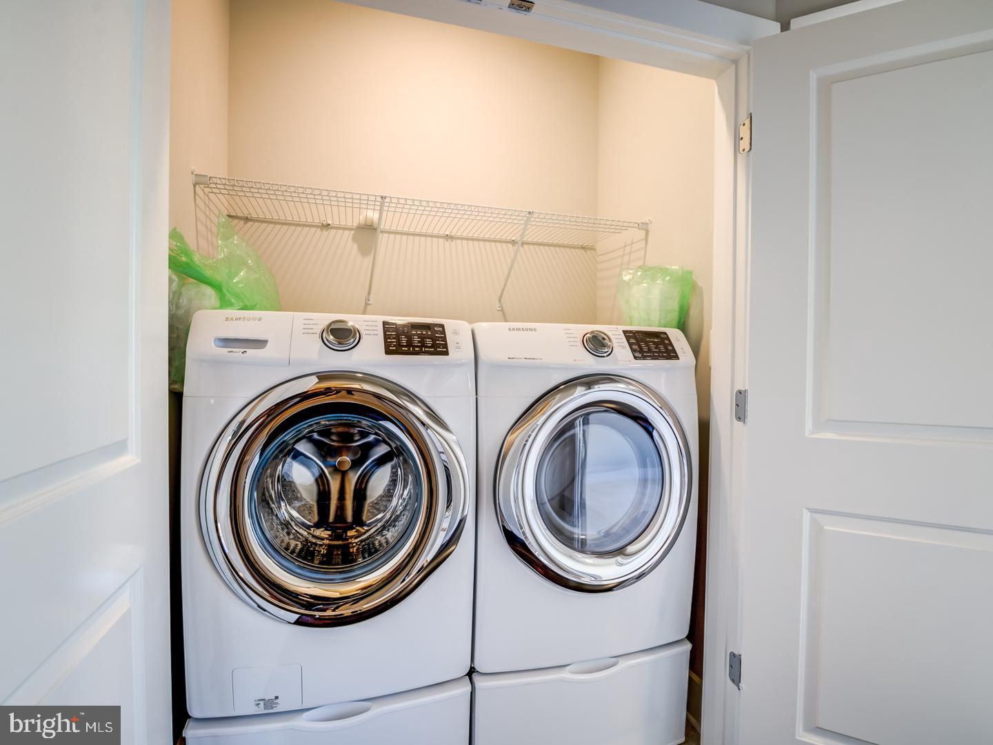 PRESERVE AT WESTFIELDS - Residential Lease