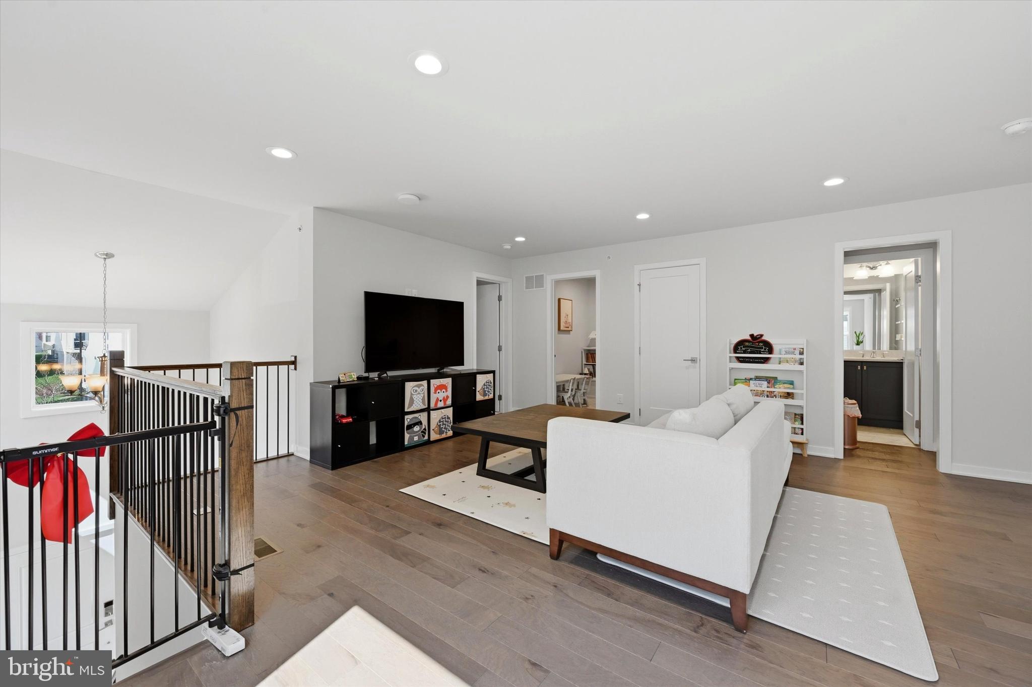 FRANKLIN STATION - Residential