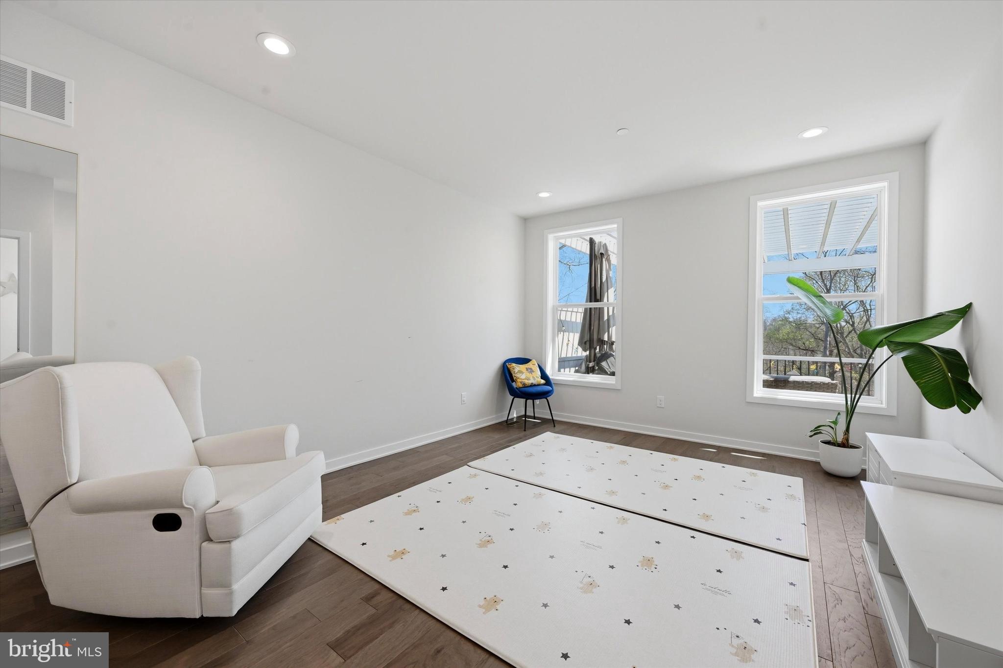 FRANKLIN STATION - Residential