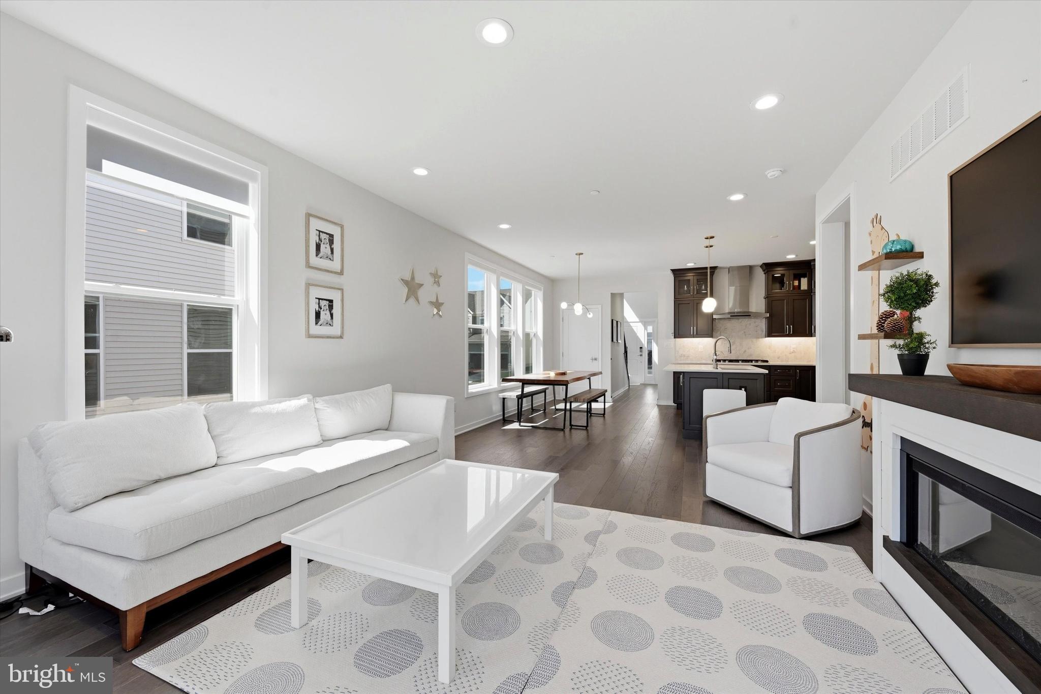 FRANKLIN STATION - Residential