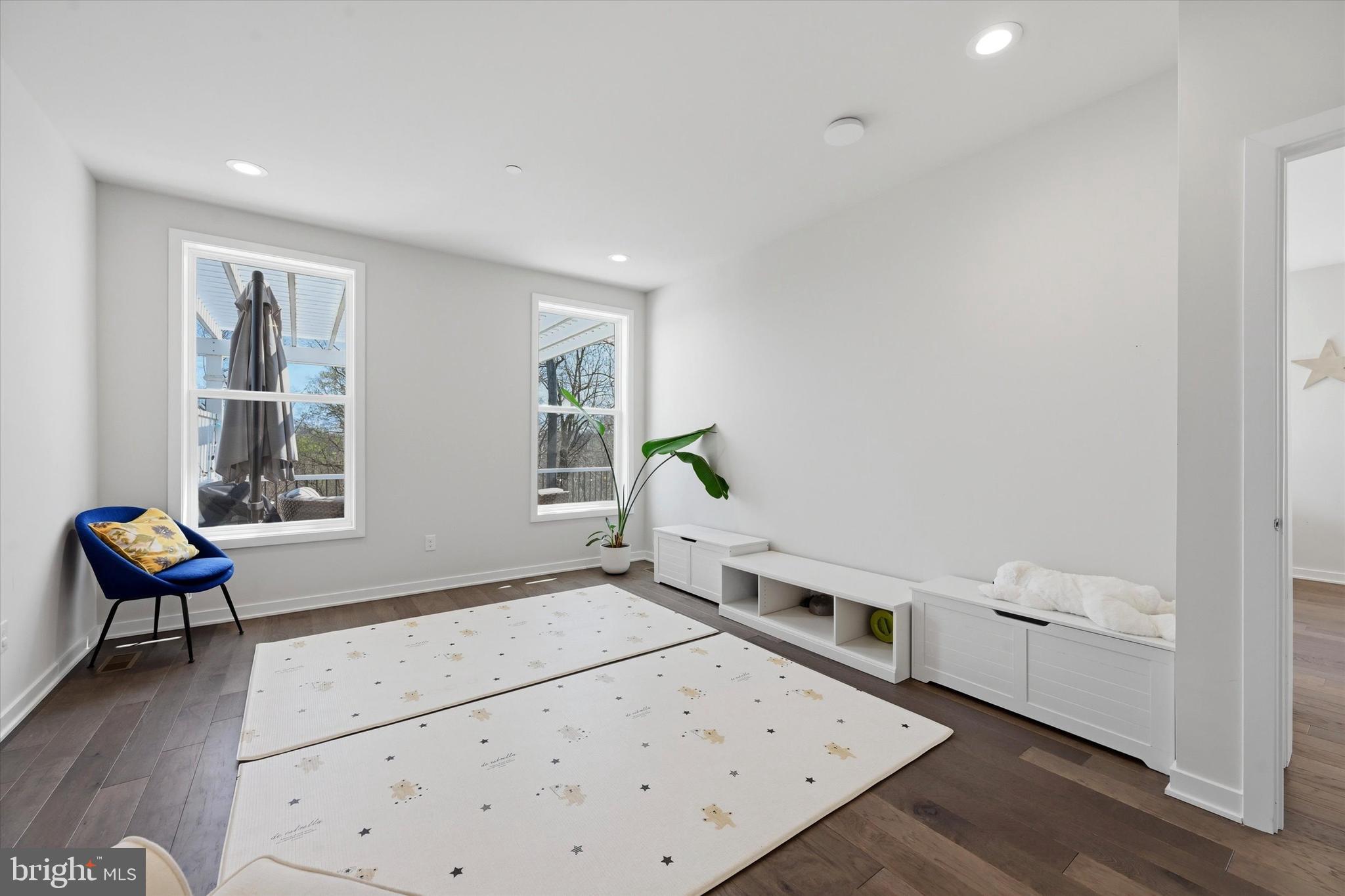 FRANKLIN STATION - Residential