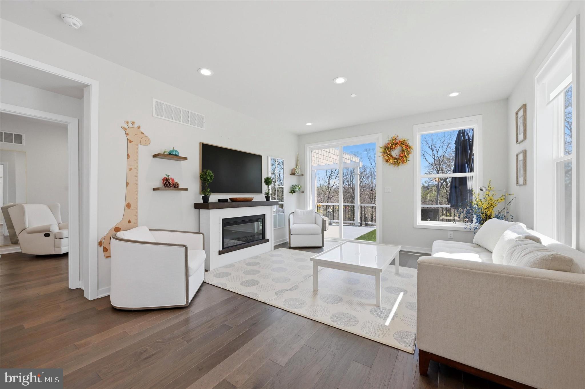 FRANKLIN STATION - Residential