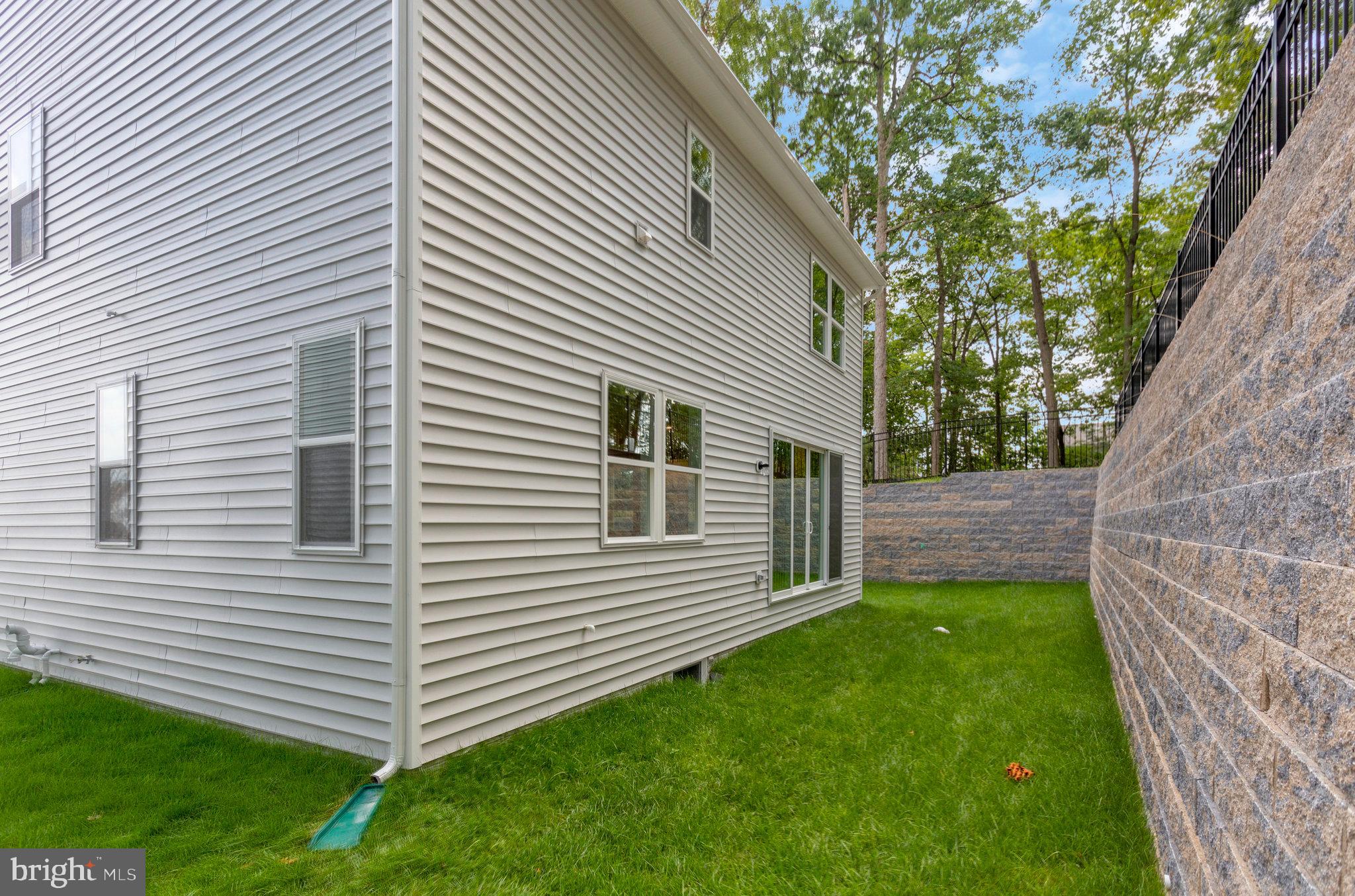 LOVING ESTATES - Residential