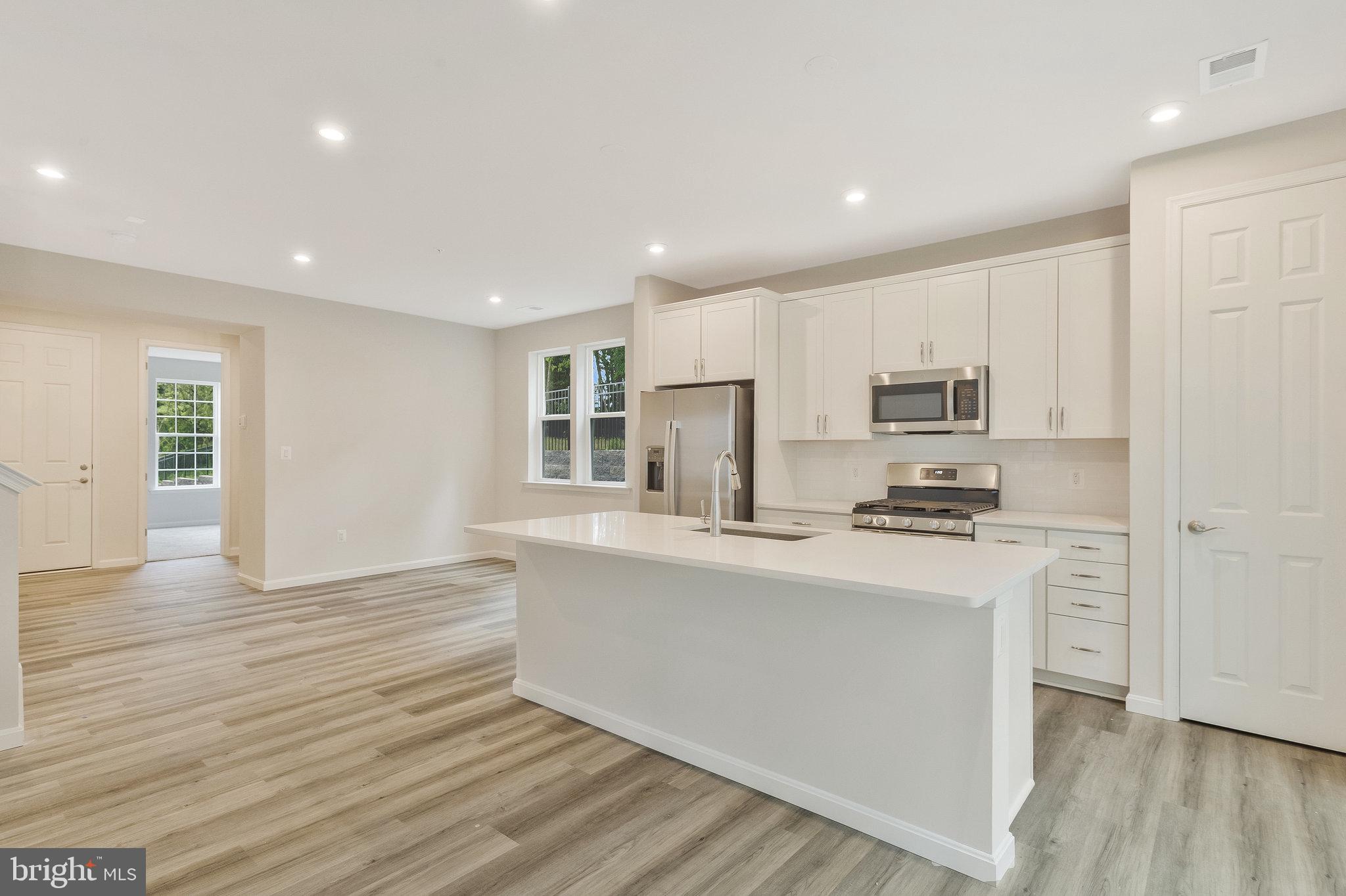 LOVING ESTATES - Residential