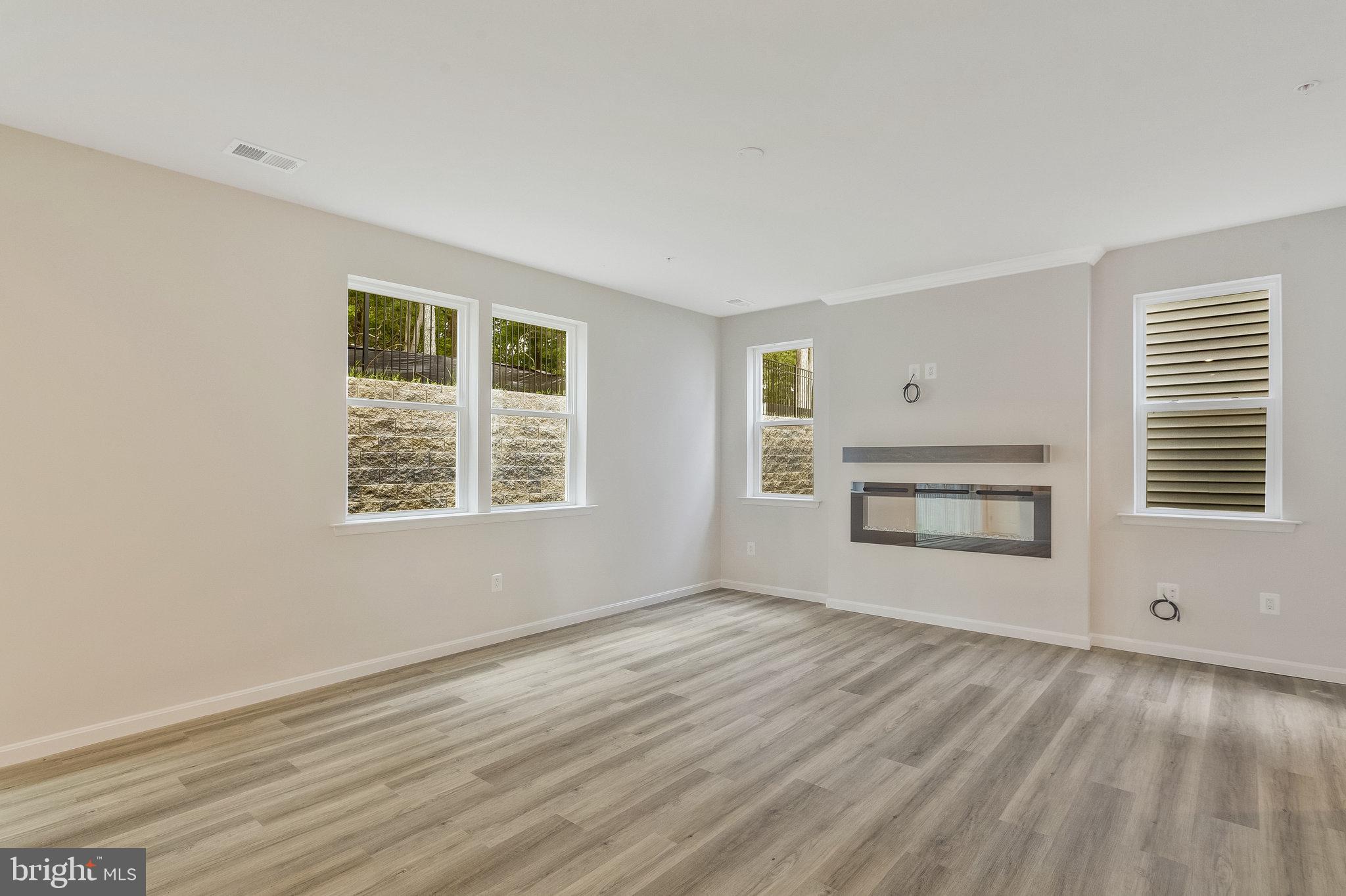 LOVING ESTATES - Residential