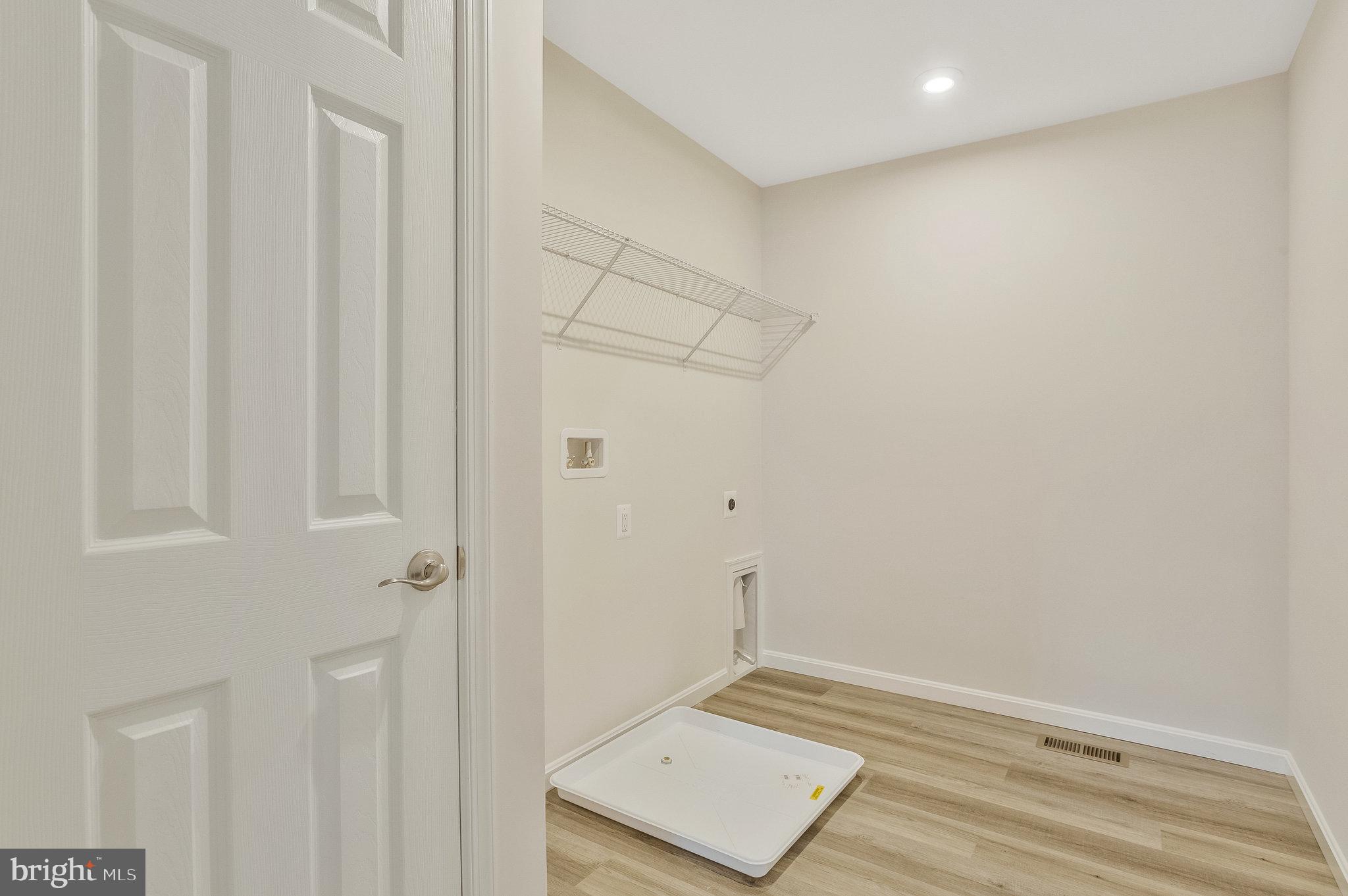 LOVING ESTATES - Residential