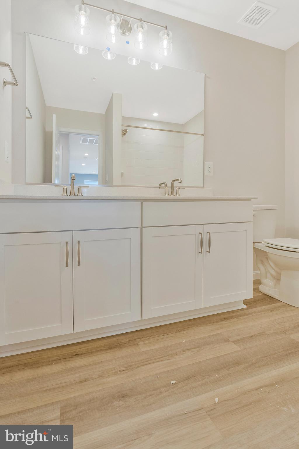 LOVING ESTATES - Residential