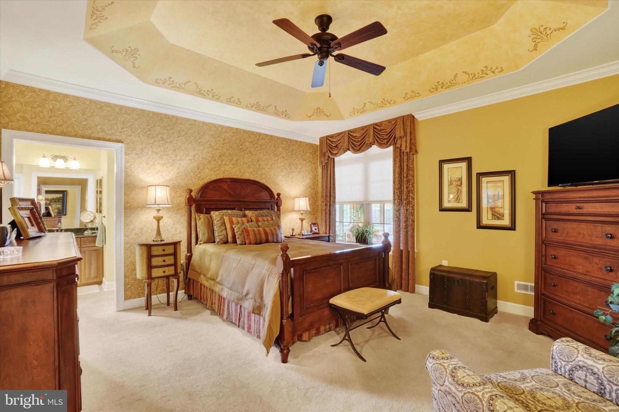 LAUREL VISTAS - Residential