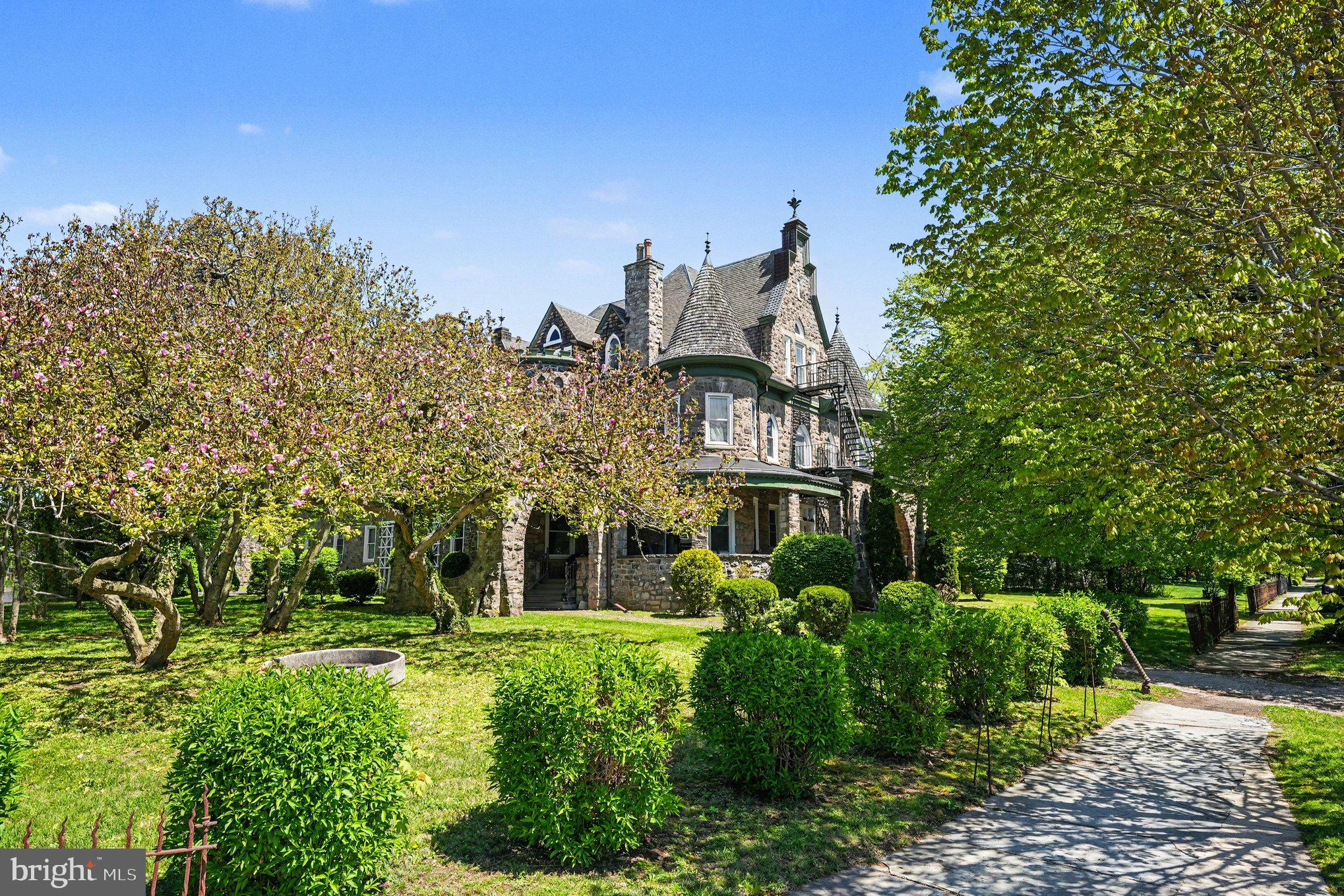 1 LINDENWOLD TERRACE