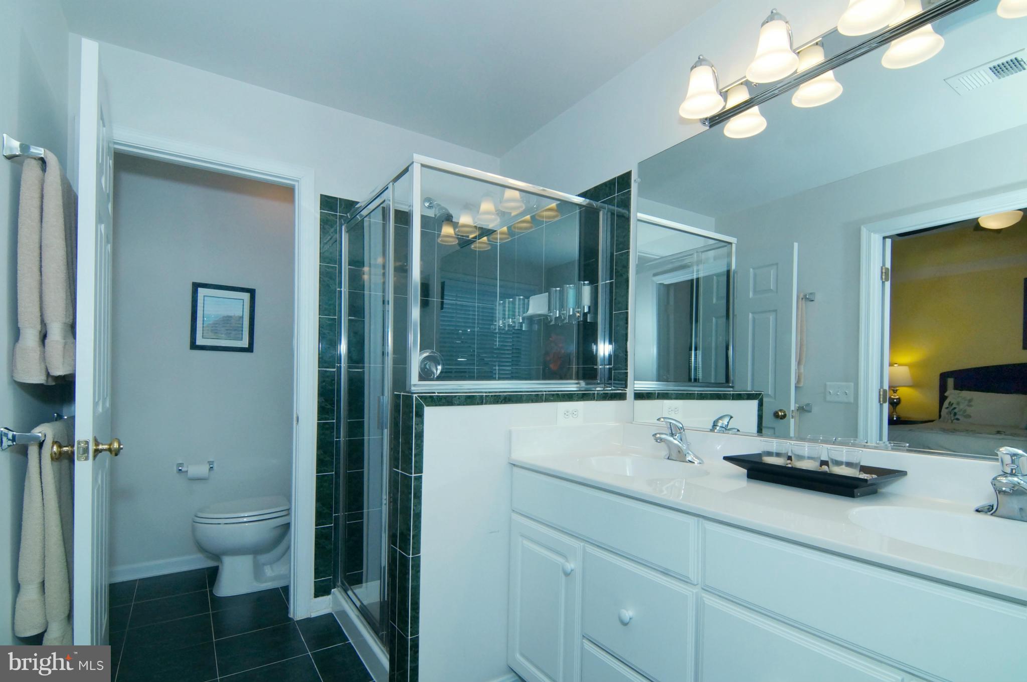 LAUREL HILL LANDBAY - Residential