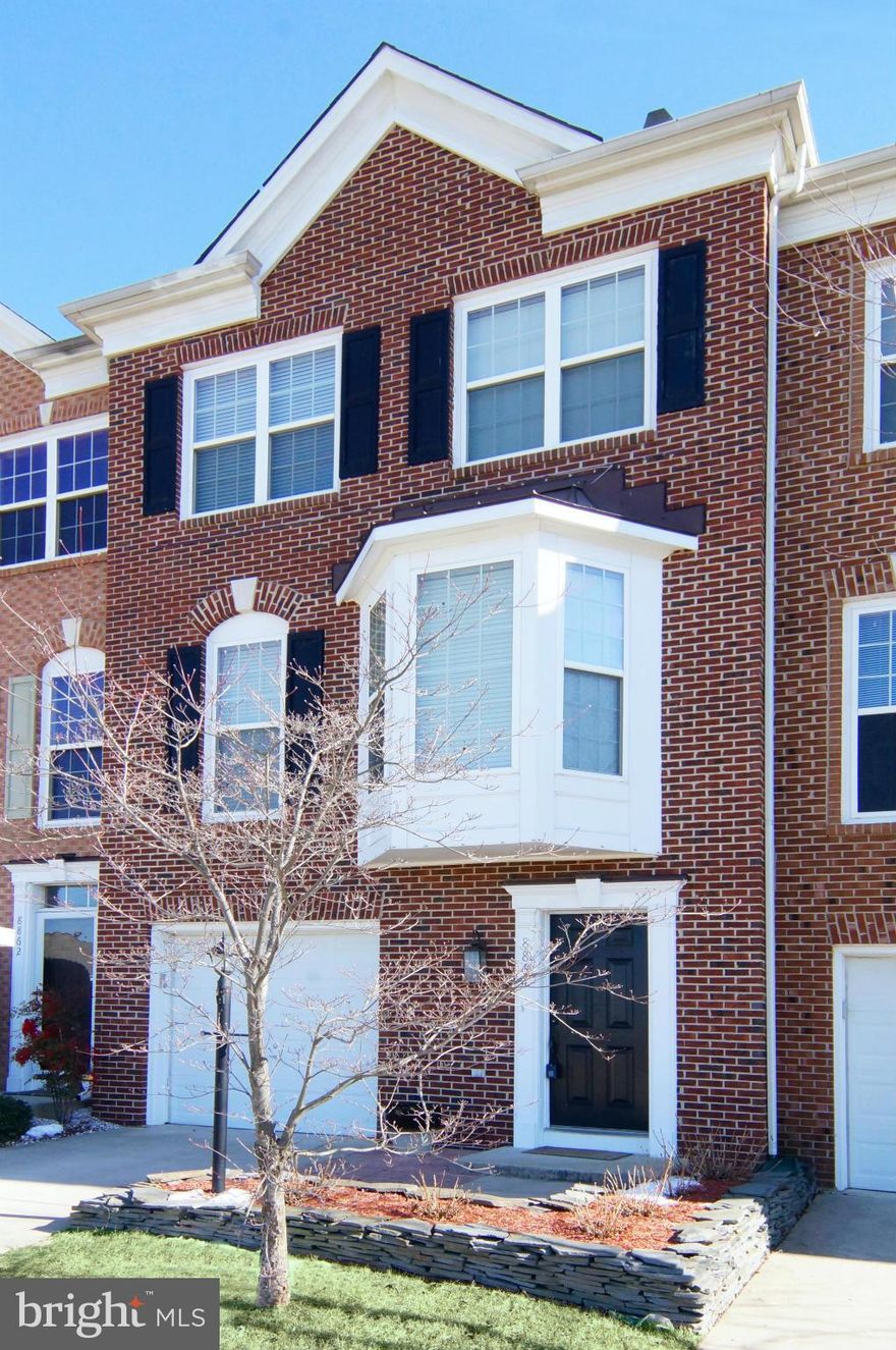 Gorgeous luxury 3 level TH w/1-car garage. 3 BR, 3.5 BA. First level has family rm, 3rd full BA, and den/office. Second level features Living and Dining rooms with bamboo floors, half bathroom, updated kitchen with breakfast area, SS appliances and granite counters. Upper level has Master BR with sitting room and walk-in closet. Luxury master BA. 2 additional spacious BR and 2nd full BA .