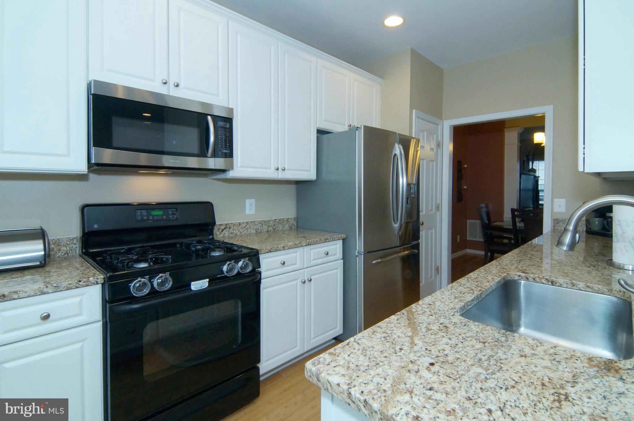 LAUREL HILL LANDBAY - Residential