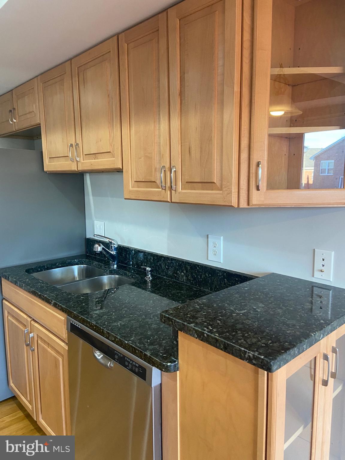 TERRACE TOWNE HOMES OF GUNSTON - Residential Lease