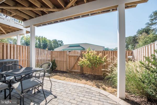 TANYARD SPRINGS - Residential Lease