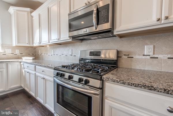 TANYARD SPRINGS - Residential Lease