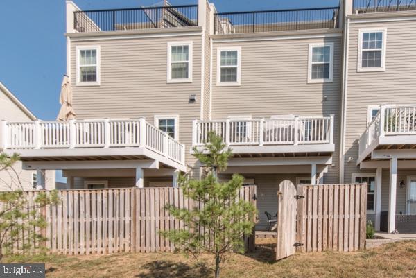 TANYARD SPRINGS - Residential Lease