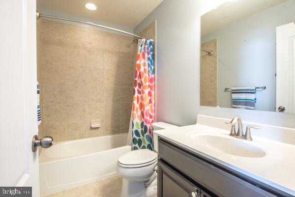 TANYARD SPRINGS - Residential Lease