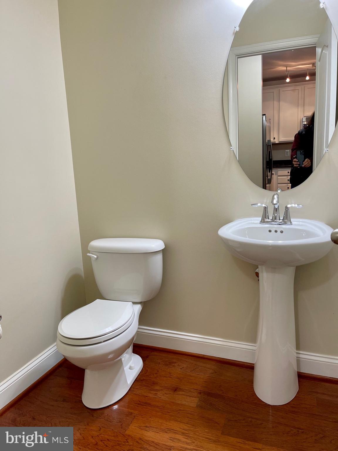 MARKET CENTER CONDOMINIUM - Residential