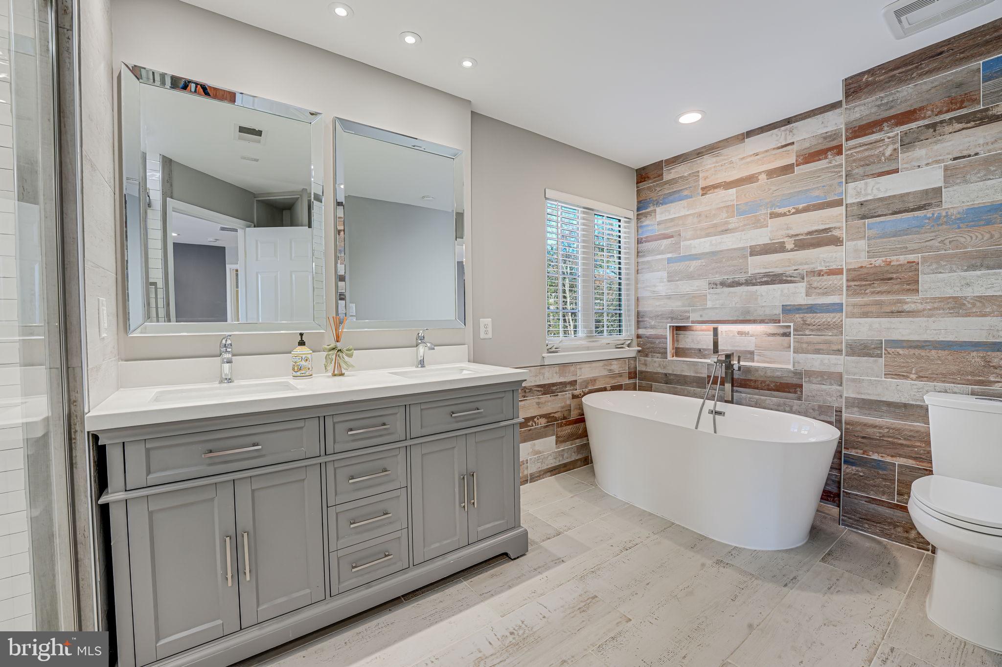 BROOKE FARM - Residential