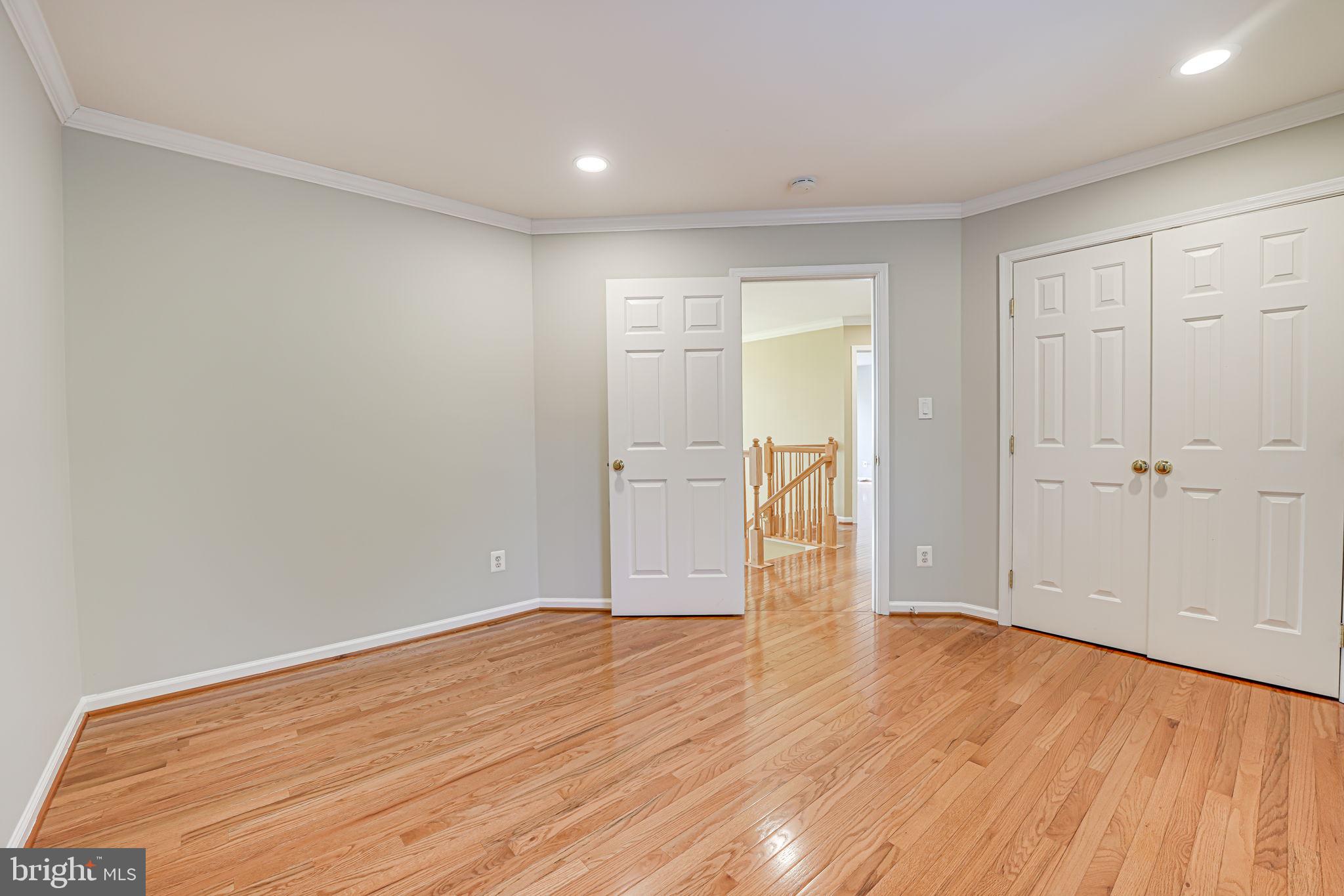 BROOKE FARM - Residential