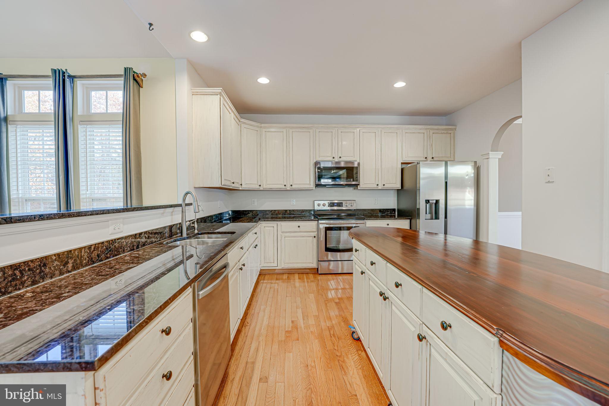 BROOKE FARM - Residential