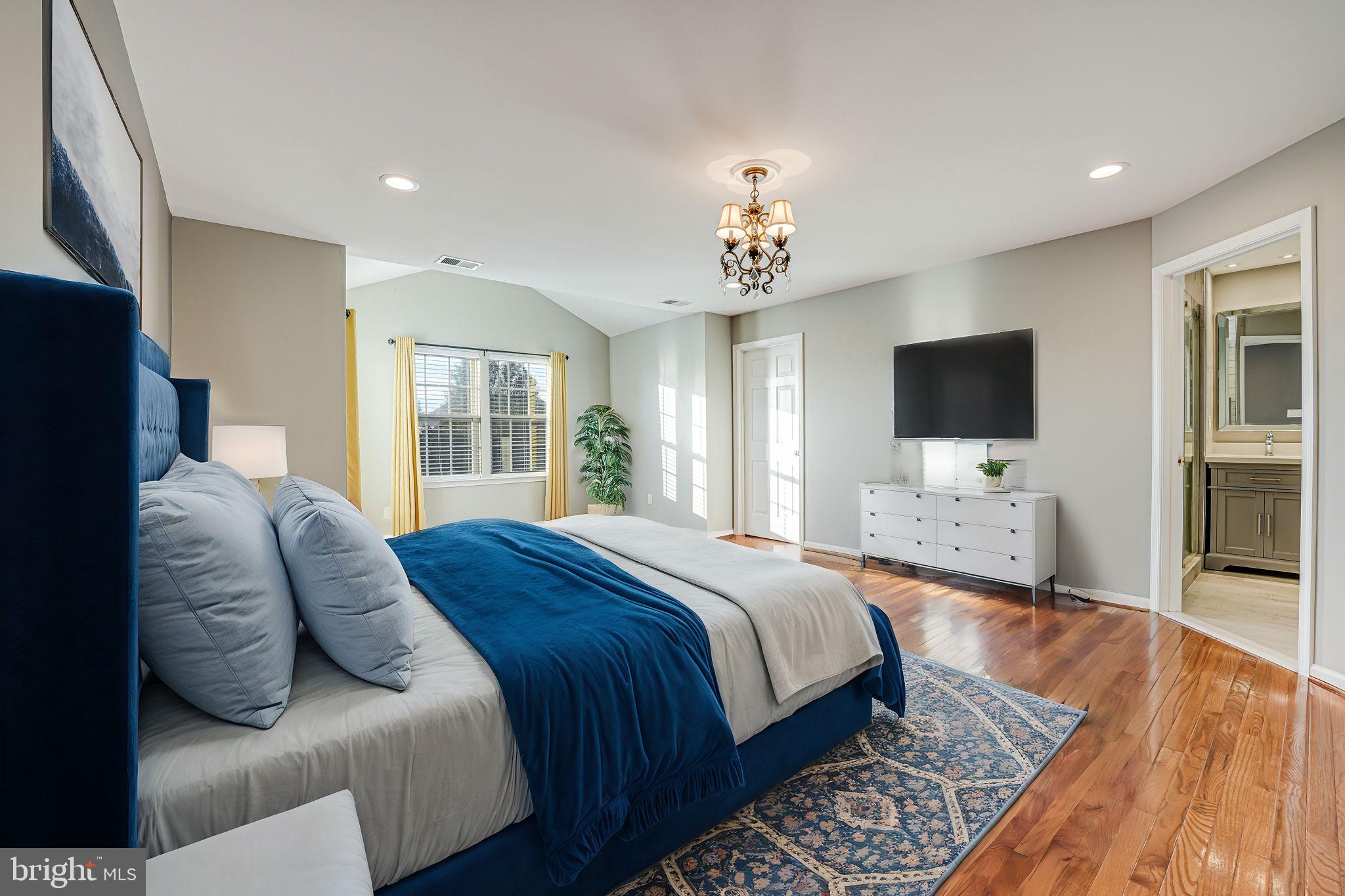 BROOKE FARM - Residential