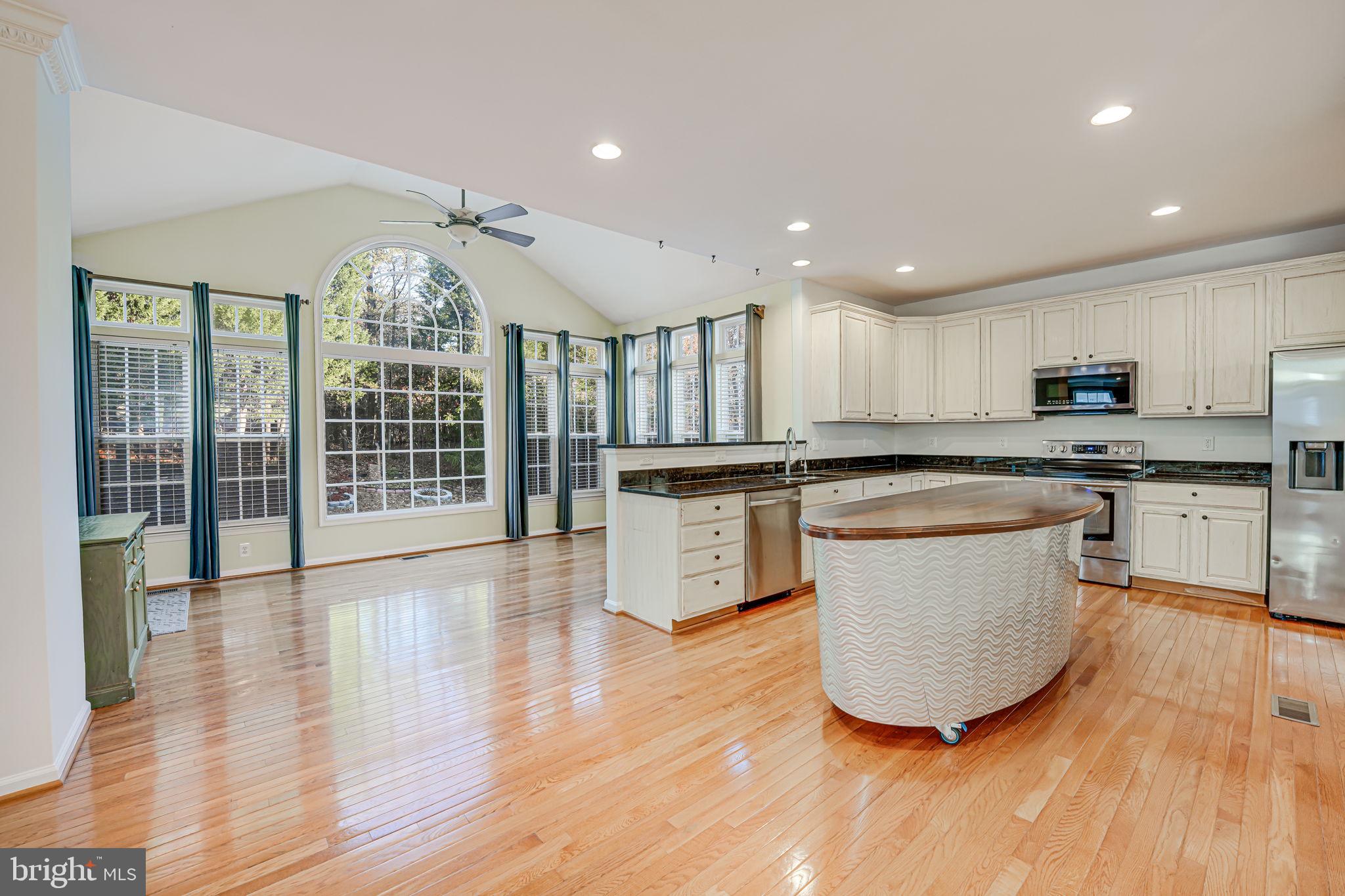 BROOKE FARM - Residential