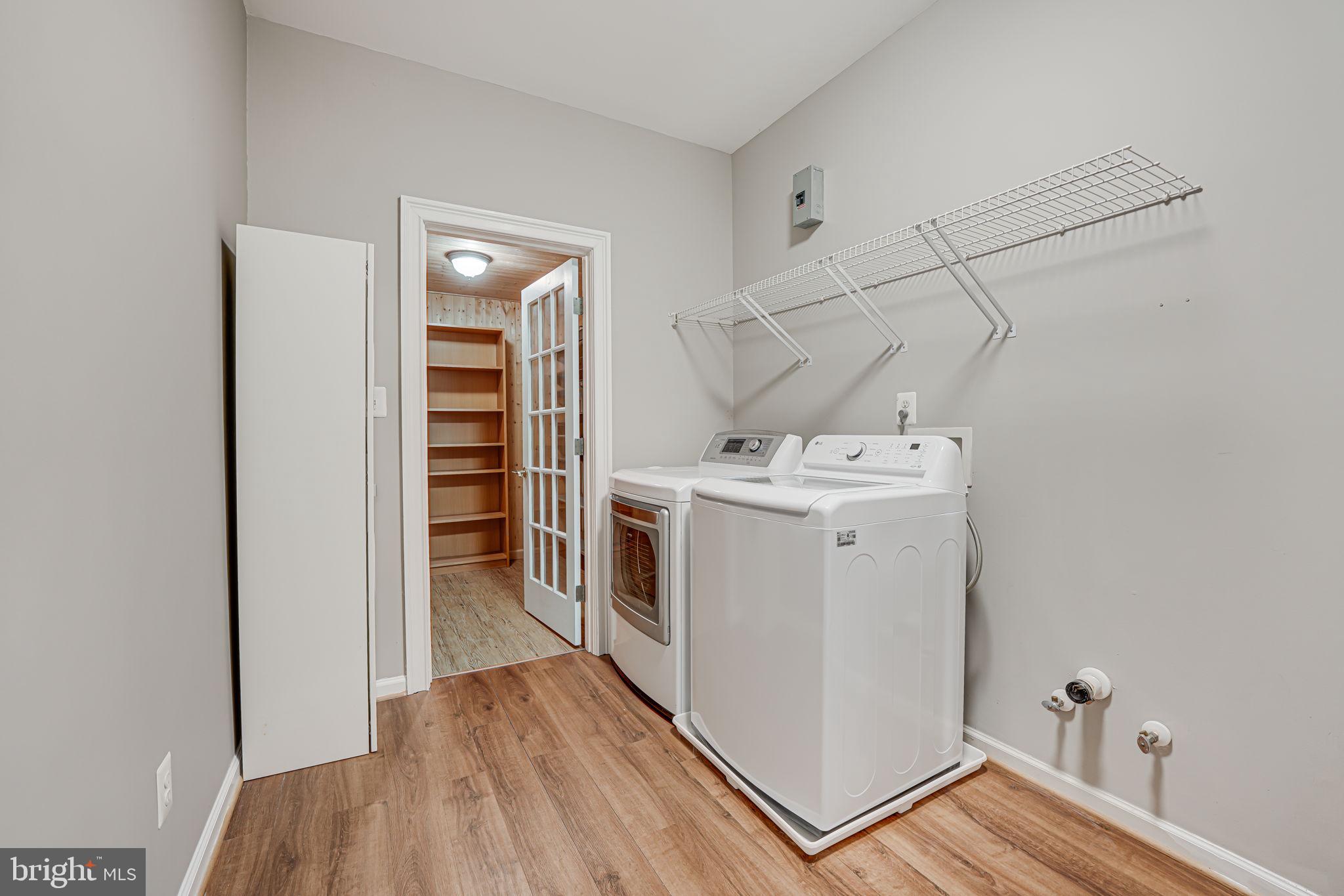 BROOKE FARM - Residential