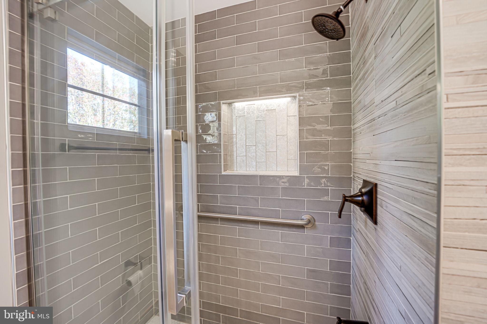 BROOKE FARM - Residential