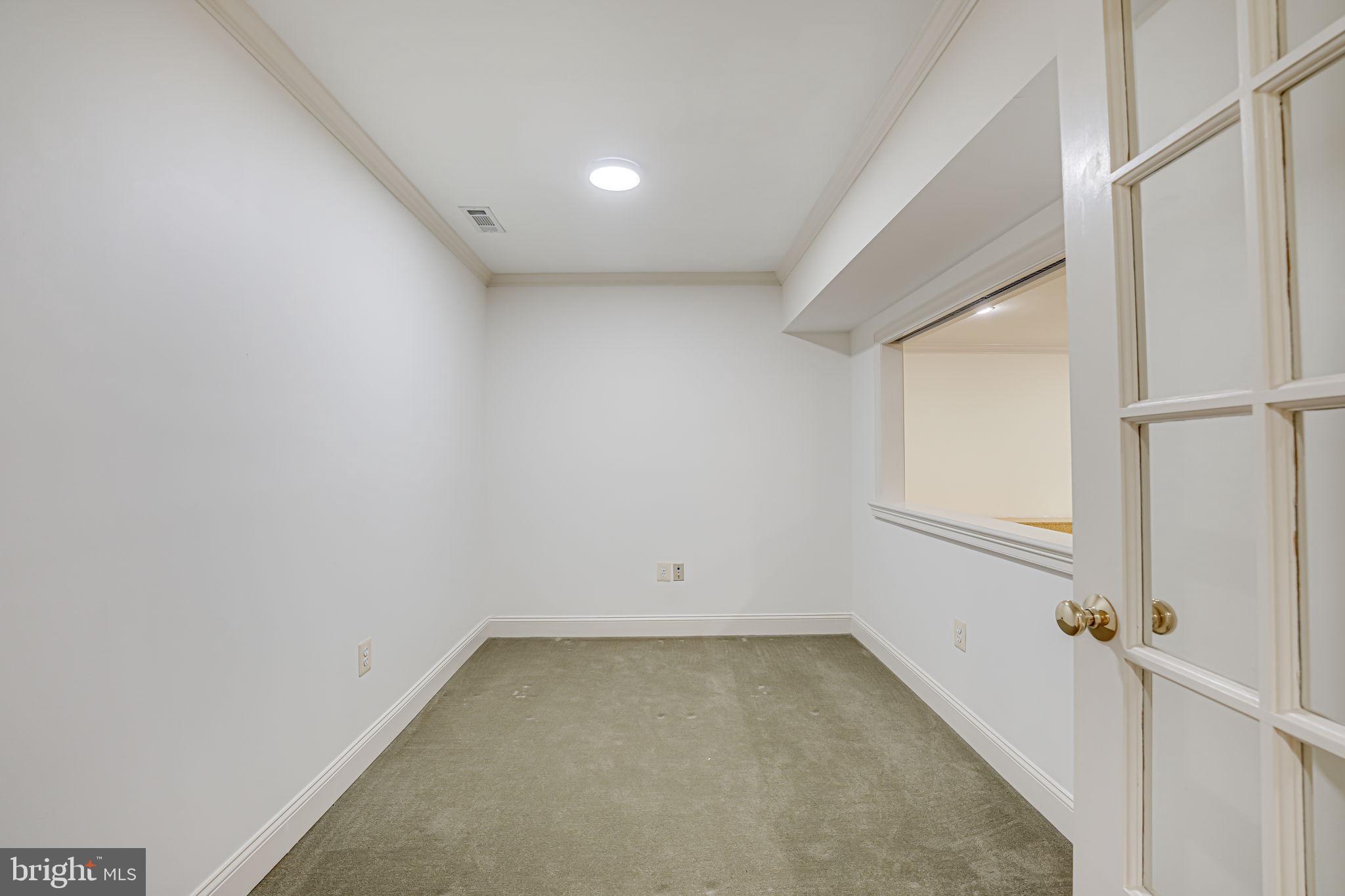 BROOKE FARM - Residential