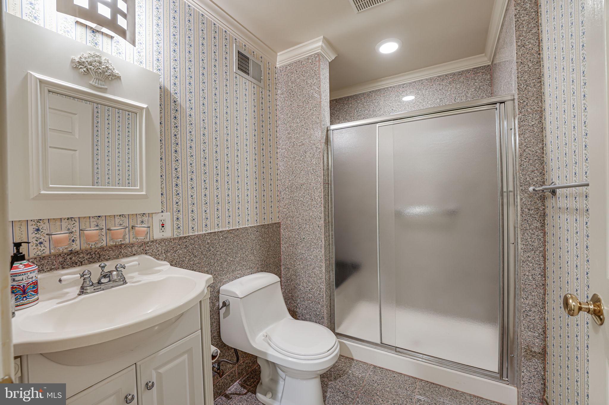 BROOKE FARM - Residential