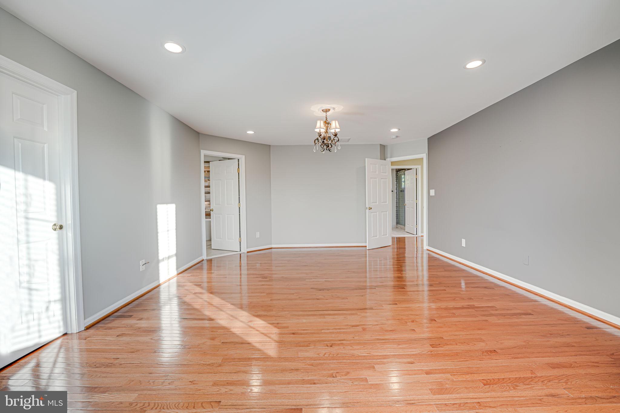 BROOKE FARM - Residential