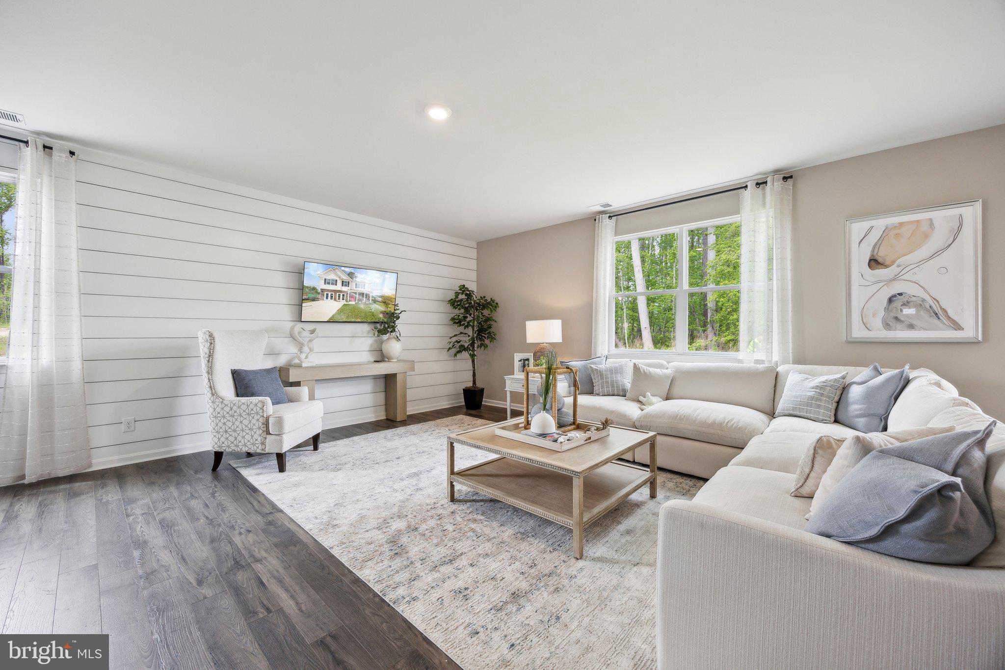 SPRING LAKES - Residential