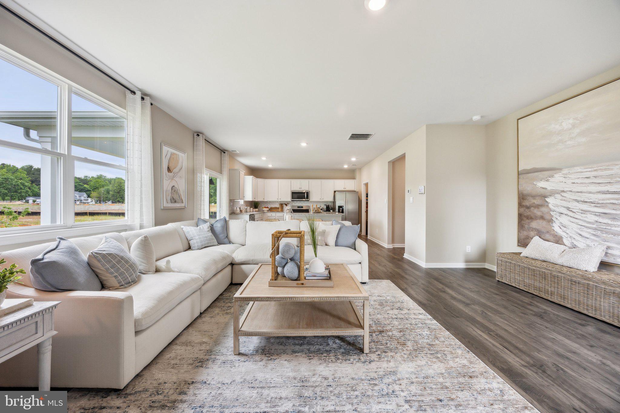 SPRING LAKES - Residential