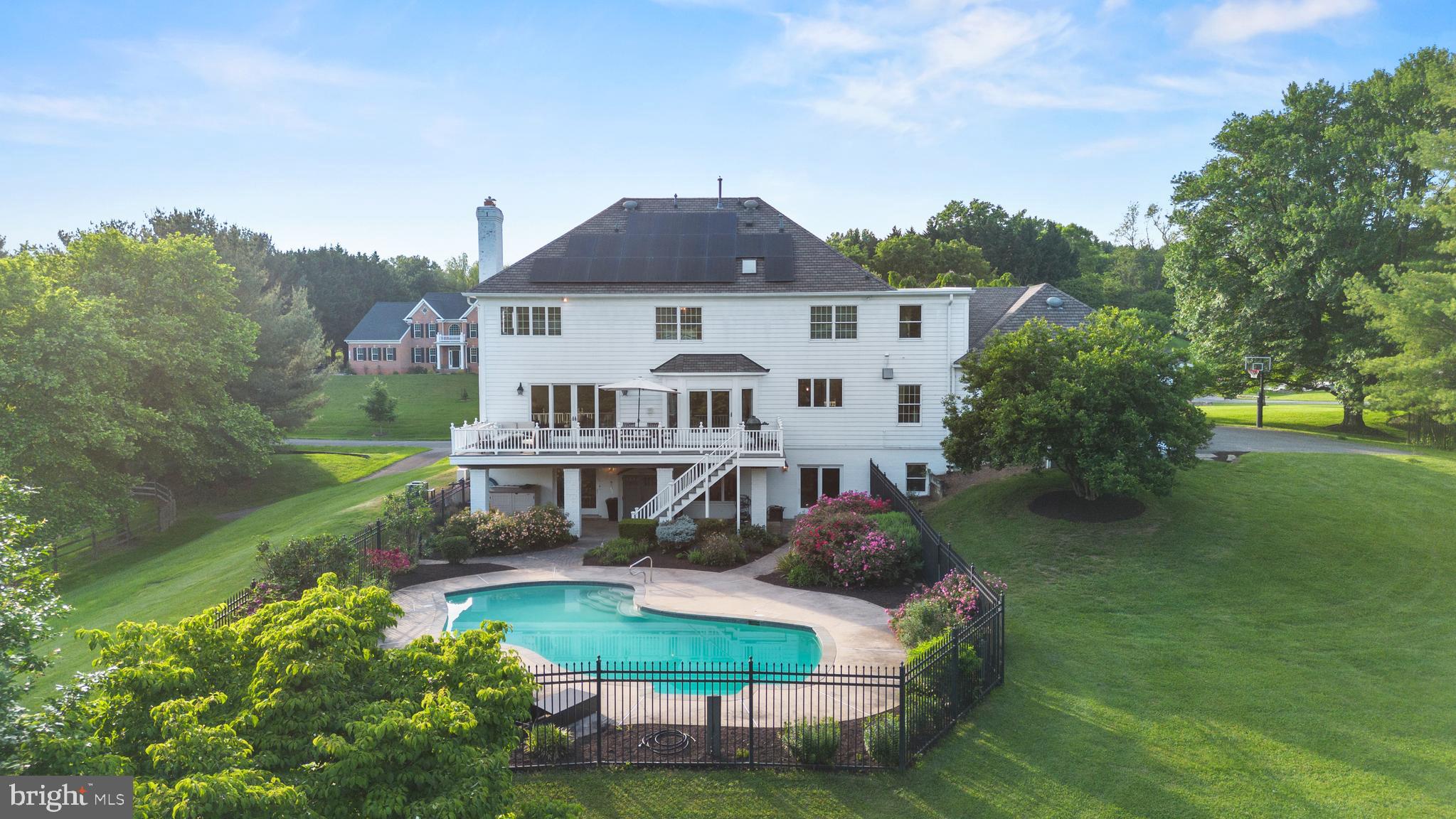POTOMAC CHASE - Residential