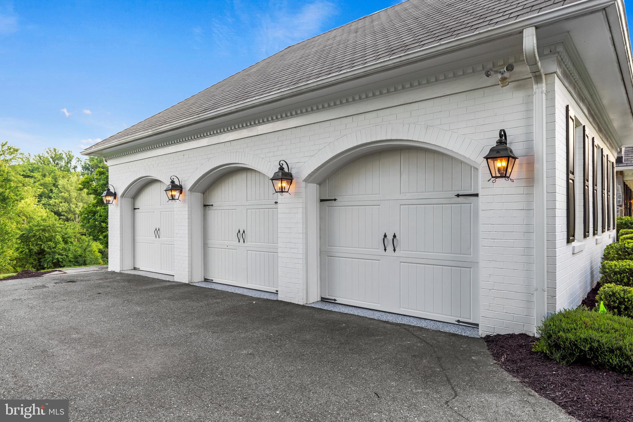 POTOMAC CHASE - Residential