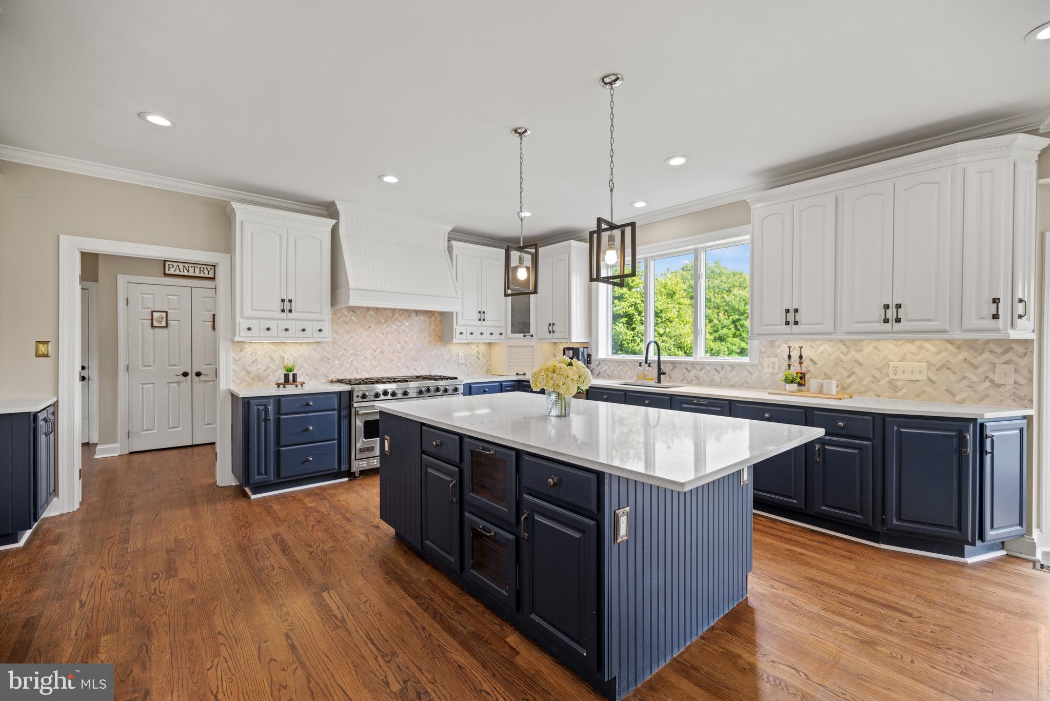 POTOMAC CHASE - Residential