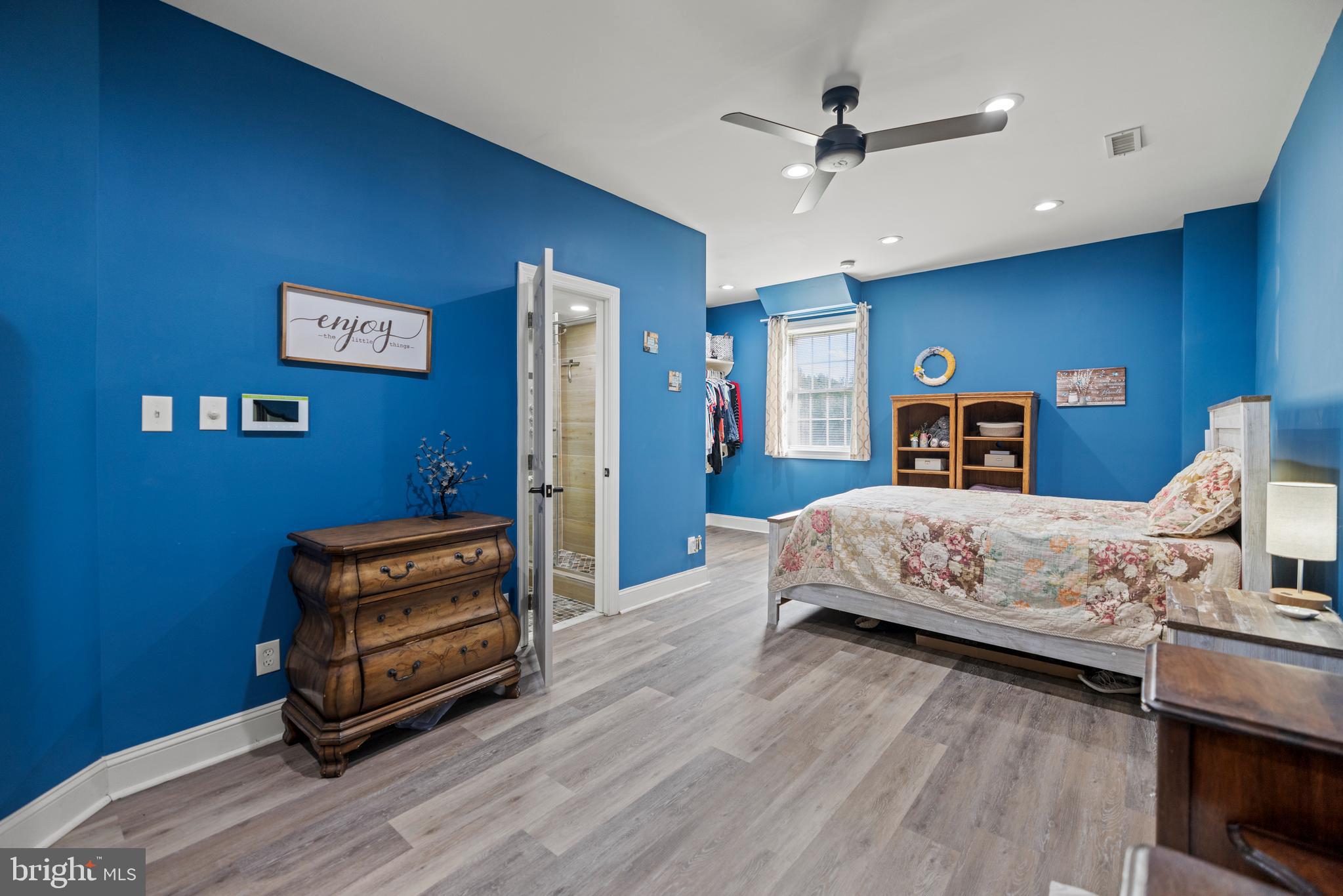 POTOMAC CHASE - Residential