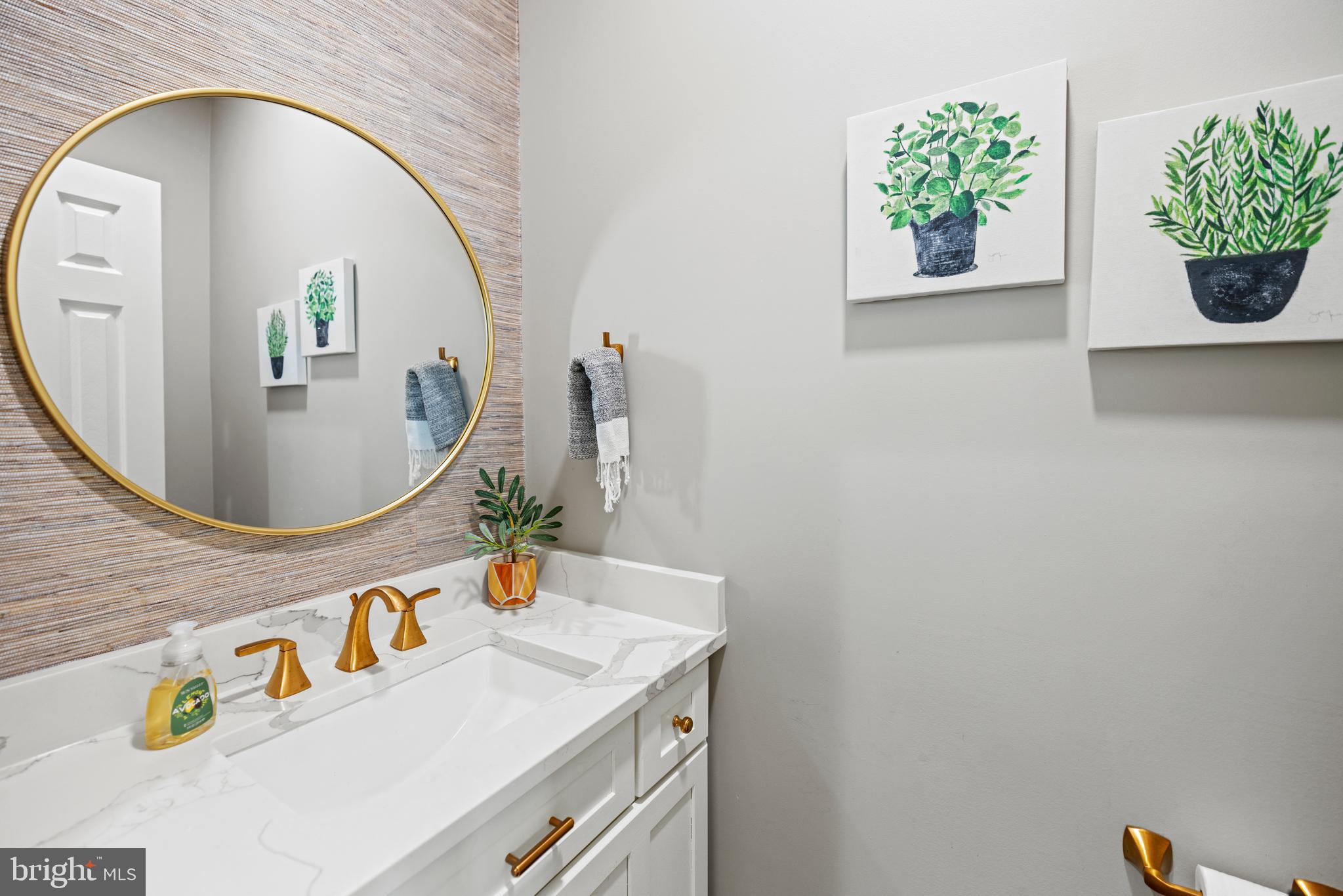 POTOMAC CHASE - Residential