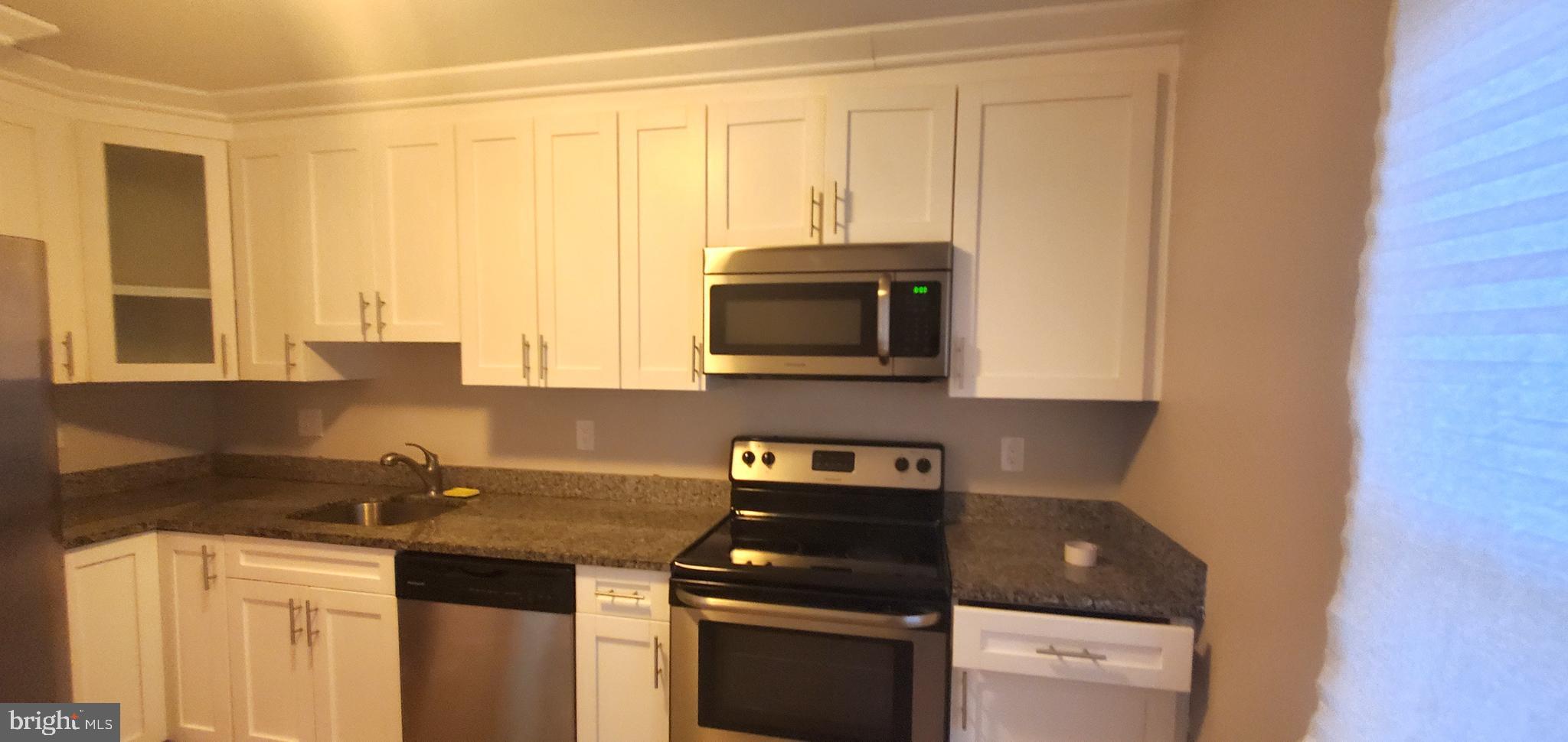 CAPITAL VIEW TOWNHOUSES - Residential Lease